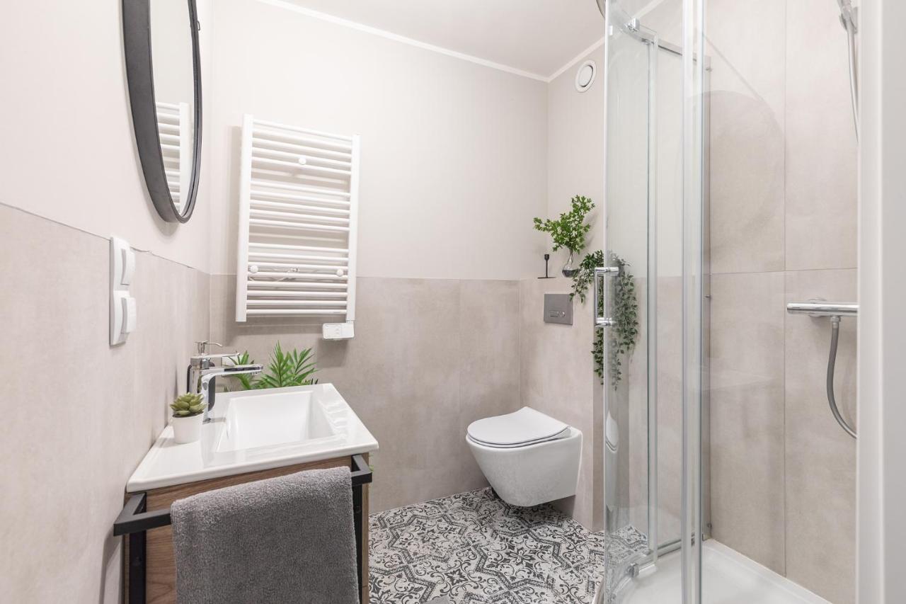 Superapart Batorego 16 Ministudio Варшава Екстериор снимка